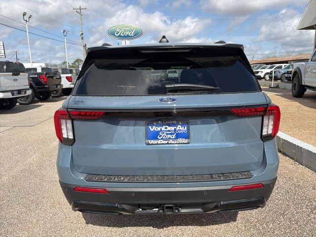 2026 Ford Explorer ST-Line - Photo 9