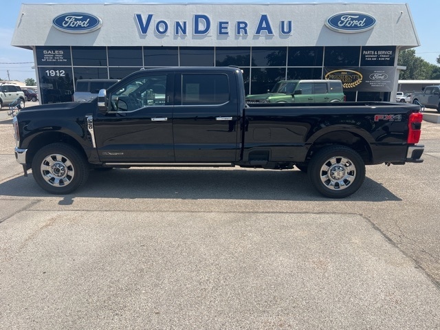 2024 Ford F-350 Super Duty King Ranch's photo