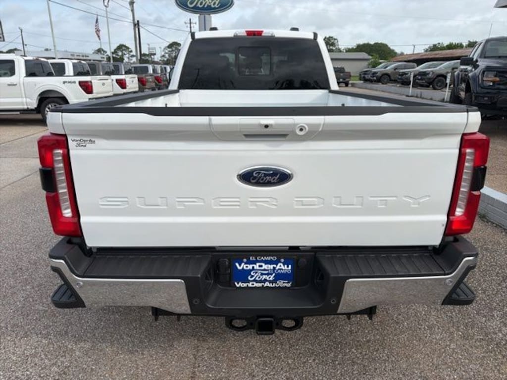 New 2026 Ford F-350SD Lariat Truck