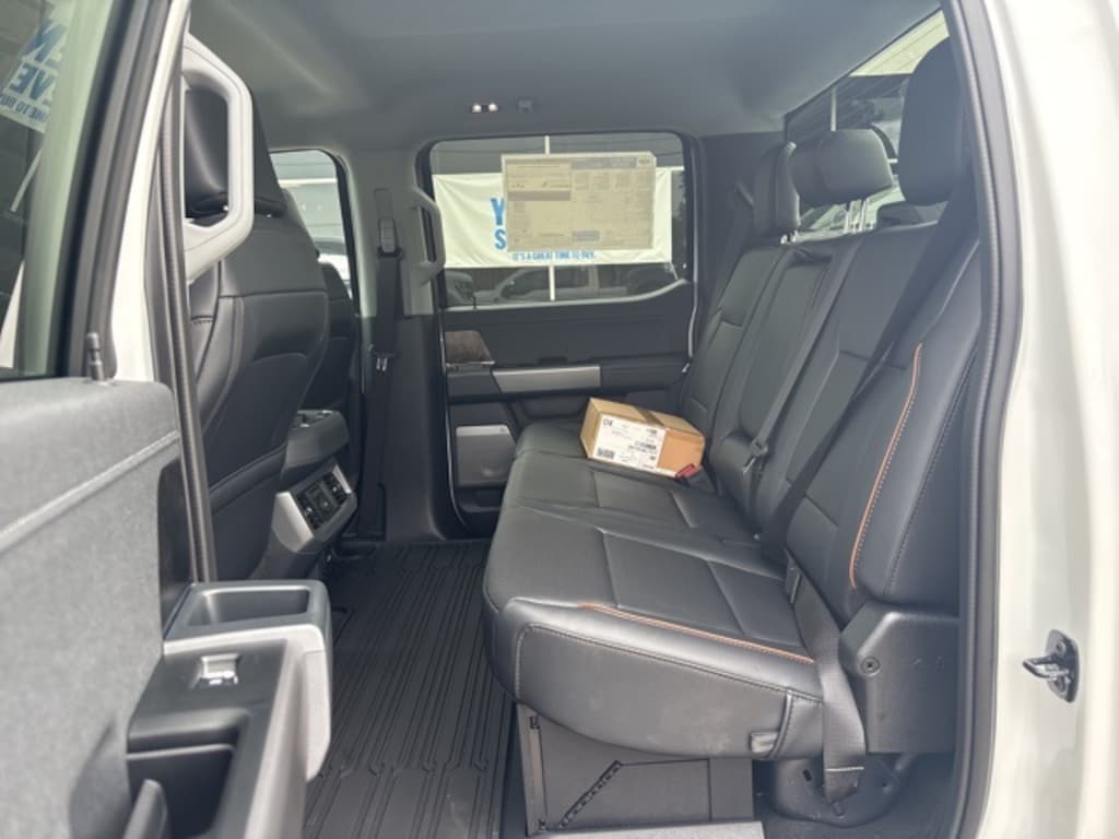 New 2026 Ford F-350SD Lariat Truck