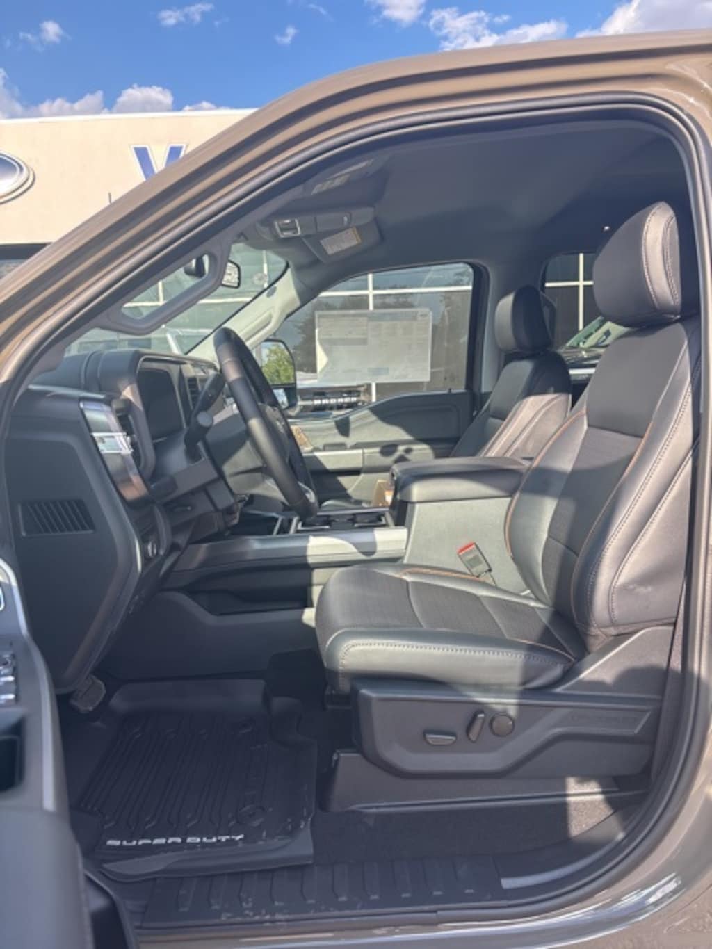 New 2026 Ford F-350SD Lariat Truck