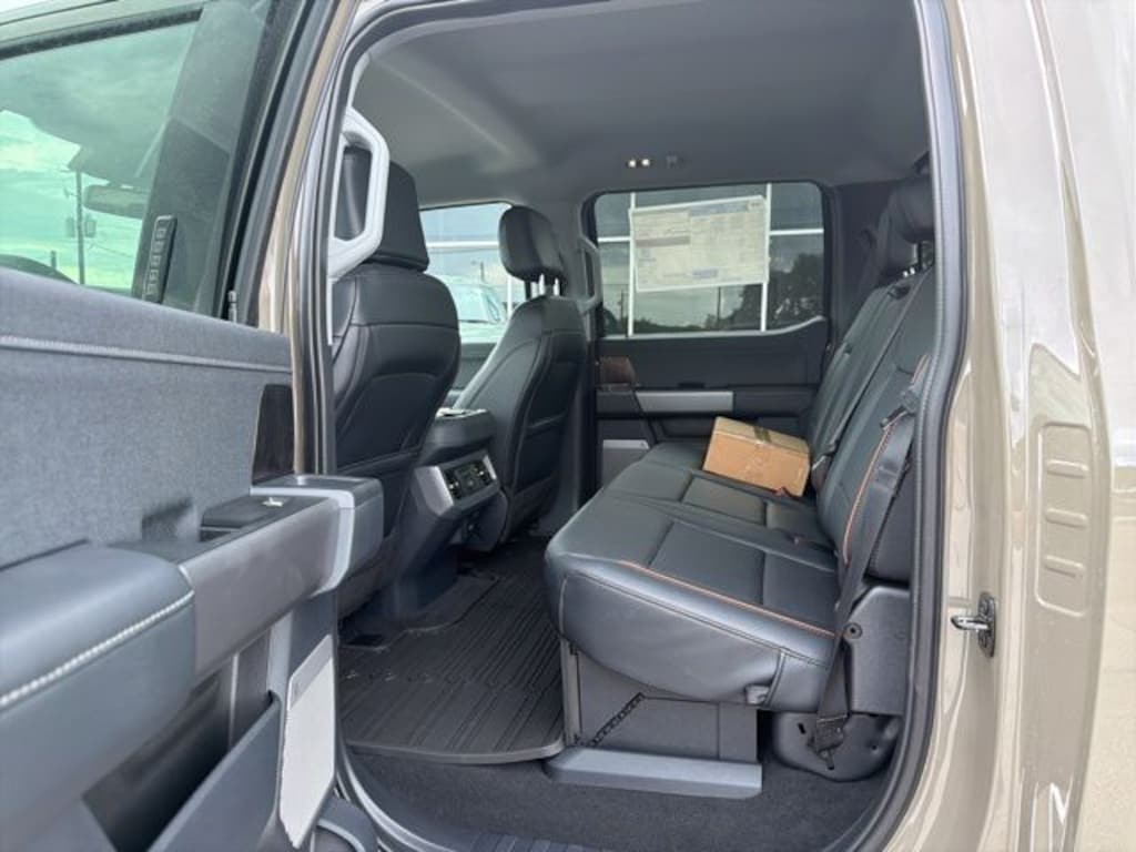 New 2026 Ford F-350SD Lariat Truck