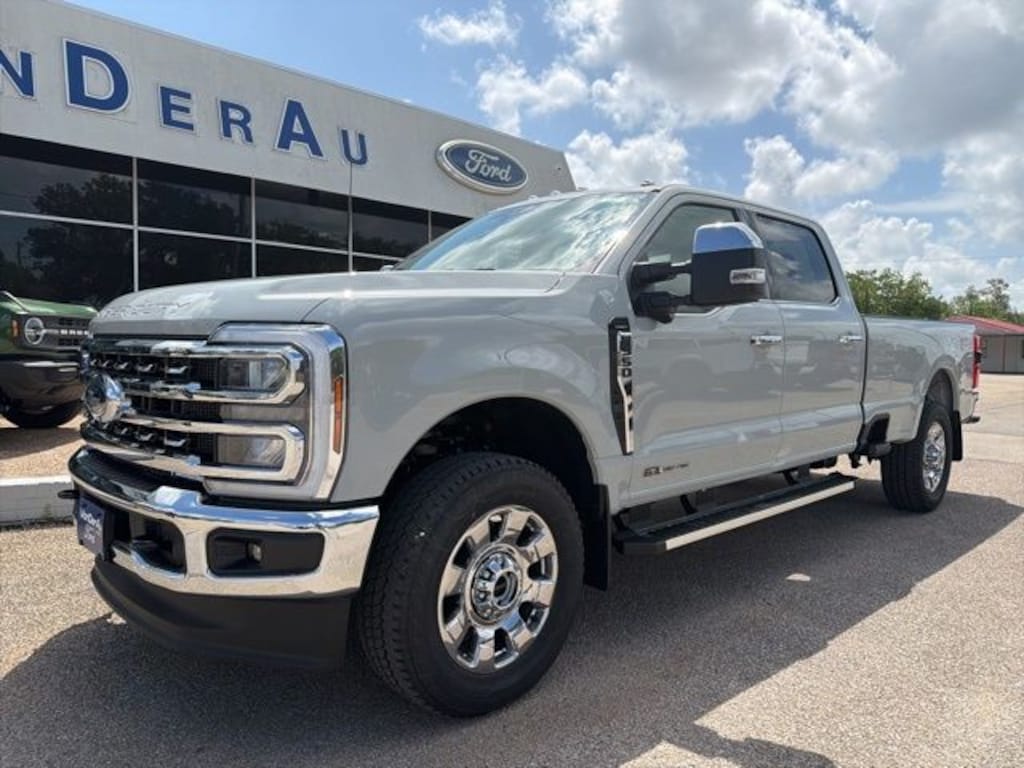 New 2026 Ford F-350SD Lariat Truck