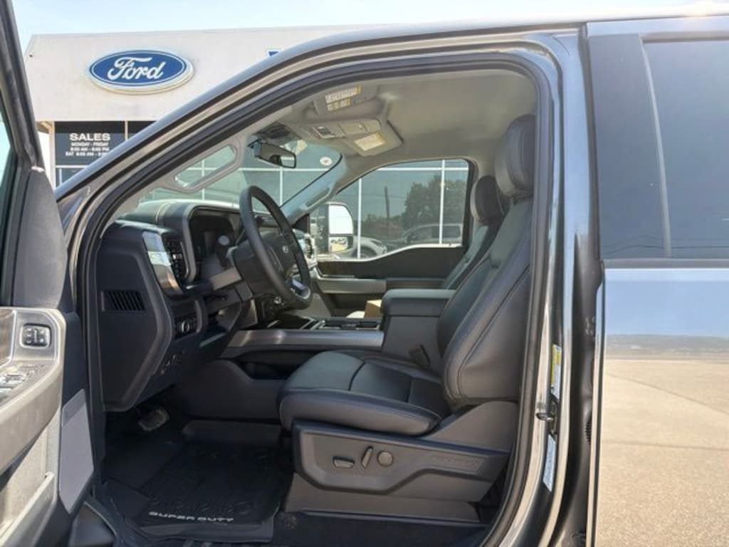 New 2026 Ford F-350SD Lariat Truck
