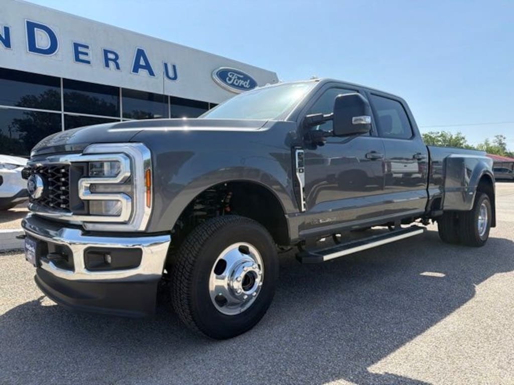 New 2026 Ford F-350SD Lariat Truck