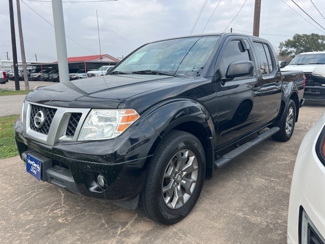 2021 Nissan Frontier SV's photo