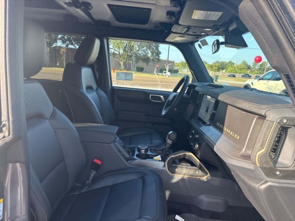 New 2025 Ford Bronco Badlands SUV