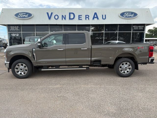 New 2026 Ford F-350SD Lariat