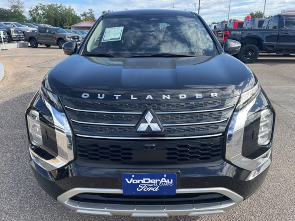 Used 2022 Mitsubishi Outlander SE SUV