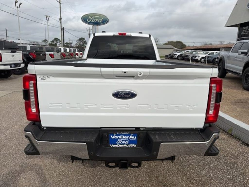 New 2026 Ford F-350SD Lariat Truck