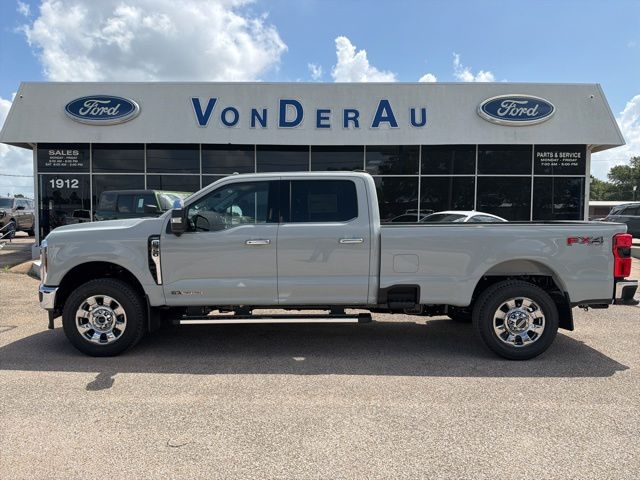 New 2026 Ford F-350SD Lariat