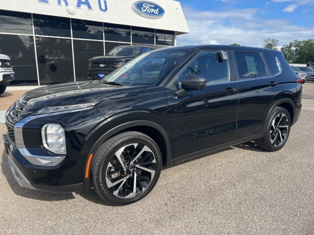 Used 2022 Mitsubishi Outlander SE SUV