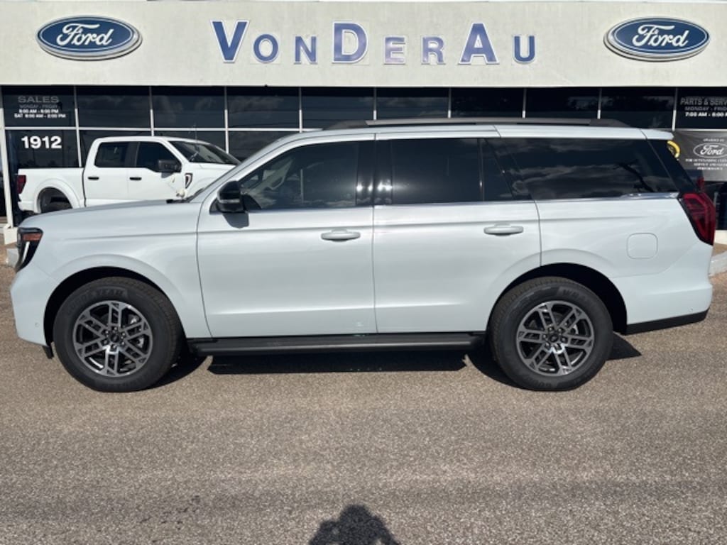 New 2025 Ford Expedition Active SUV