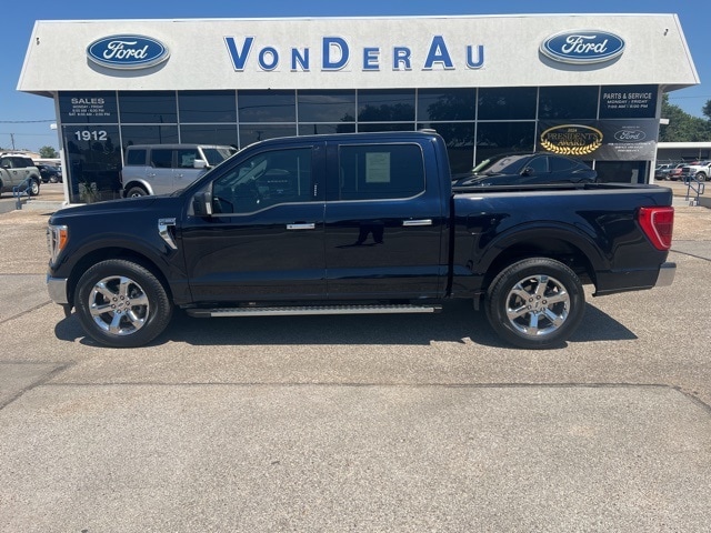 2021 Ford F-150 XLT's photo