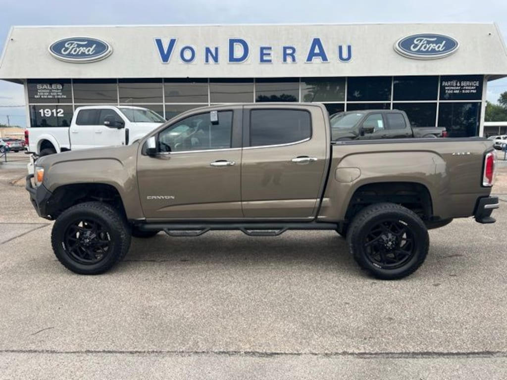 Used 2016 GMC Canyon SLT Truck