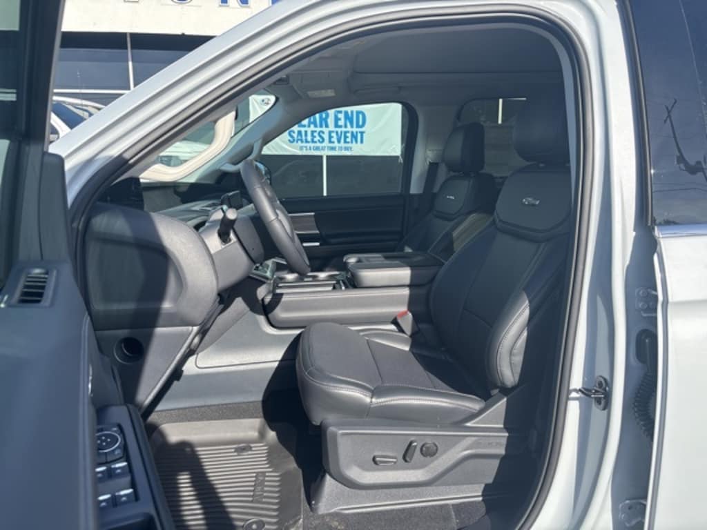 New 2025 Ford Expedition Platinum SUV