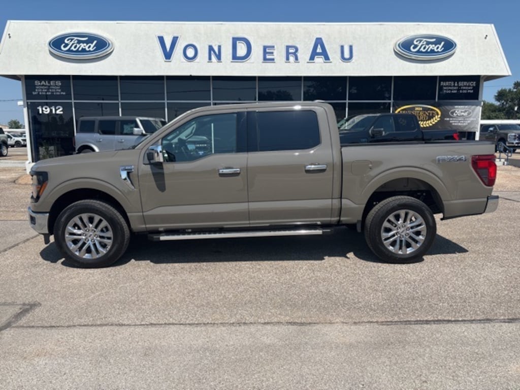 New 2025 Ford F-150 XLT Truck