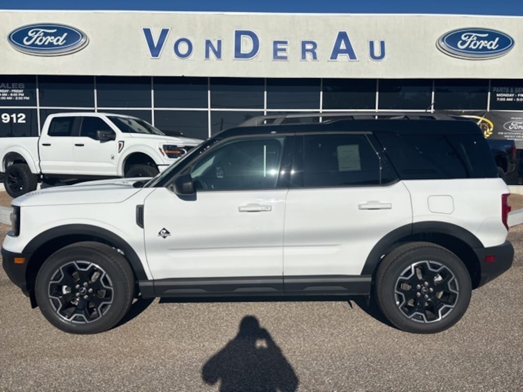 New 2025 Ford Bronco Sport Outer Banks SUV
