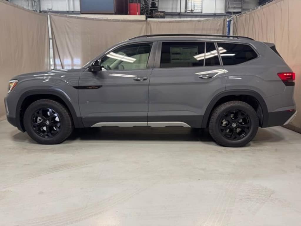 New 2026 Volkswagen Atlas 2.0T Peak Edition SUV