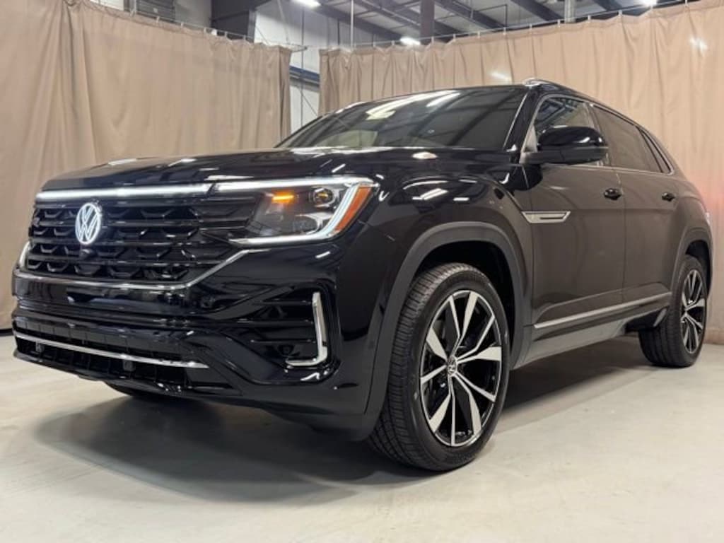 New 2026 Volkswagen Atlas Cross Sport 2.0T SEL Premium R-Line SUV