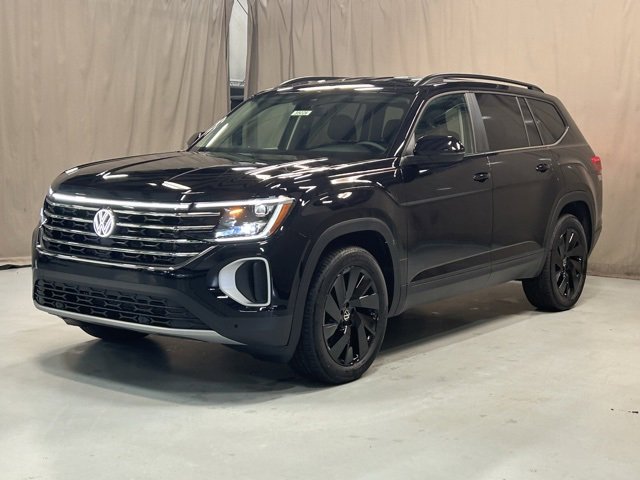 2025 Volkswagen Atlas SE Technology photo 2