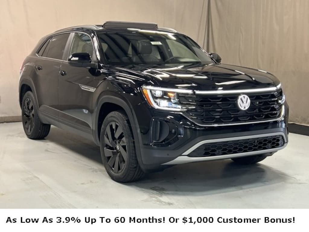 New 2026 Volkswagen Atlas Cross Sport 2.0T SE w/Technology SUV
