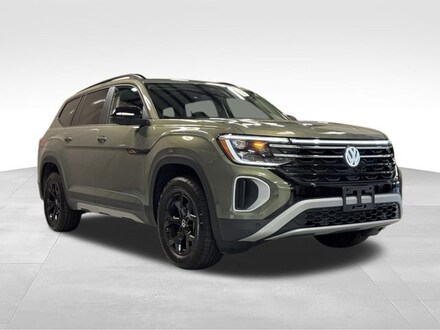 2025 Volkswagen Atlas 2.0T Peak Edition SUV