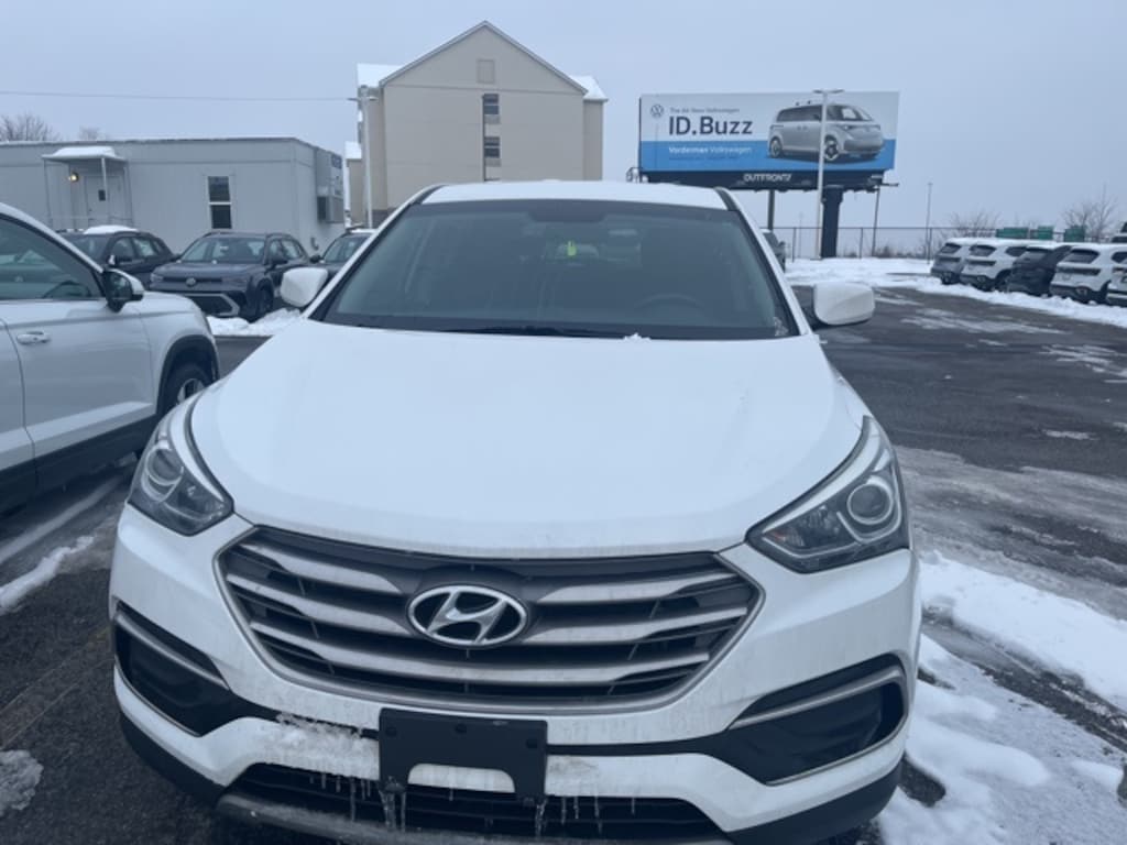Used 2017 Hyundai Santa Fe Sport 2.4 Base SUV