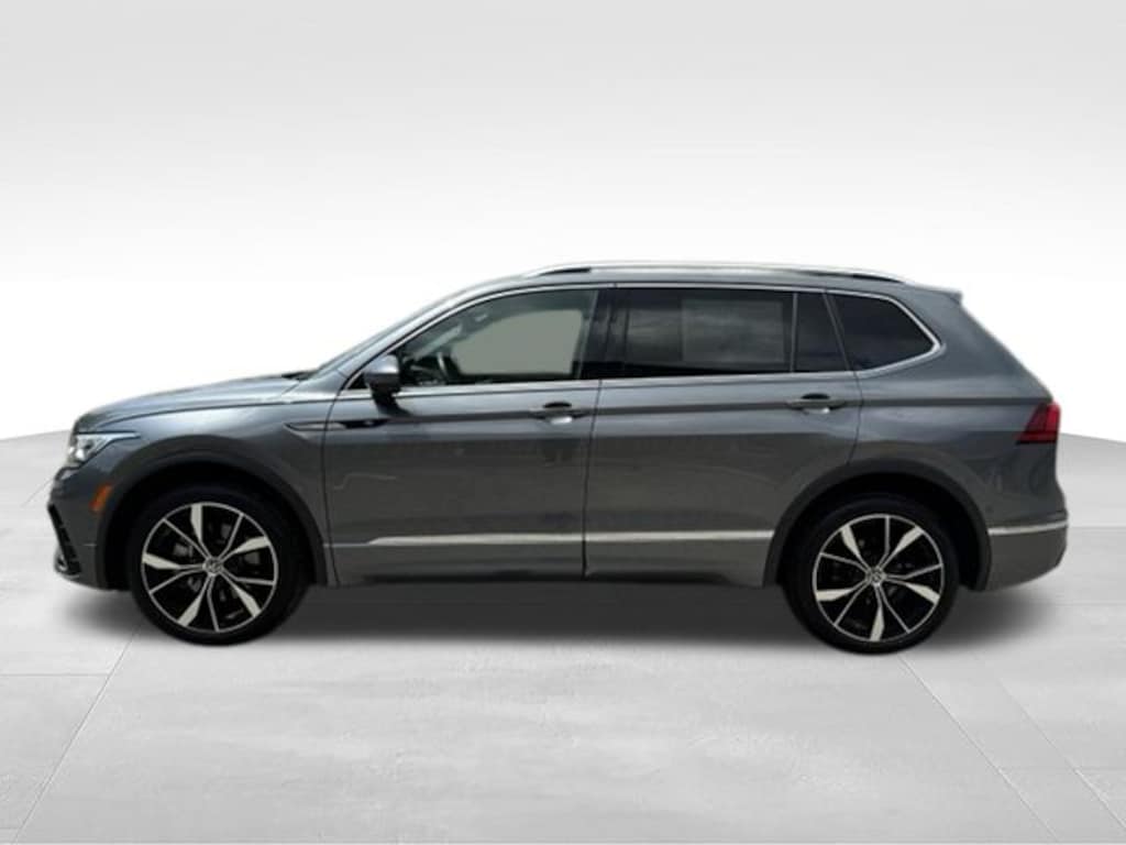 Certified 2024 Volkswagen Tiguan 2.0T SEL R-Line SUV