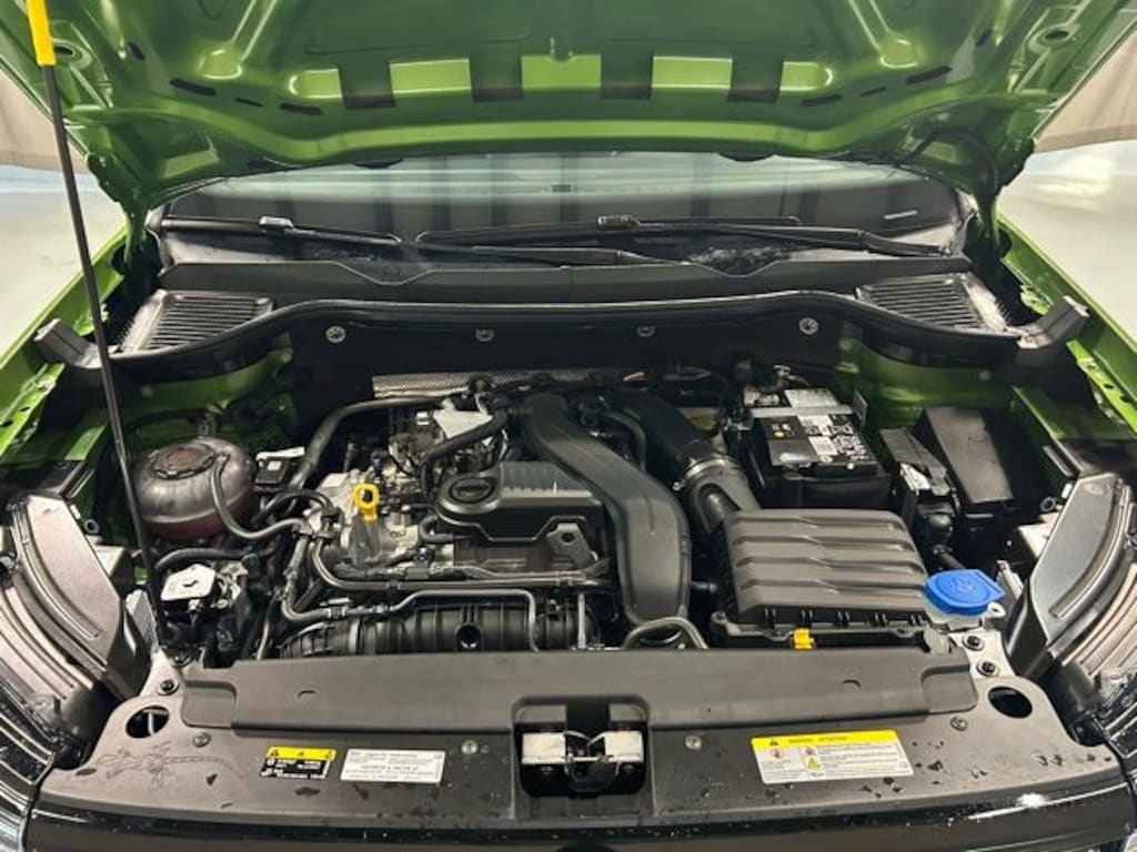 New 2026 Volkswagen Taos 1.5T SE SUV