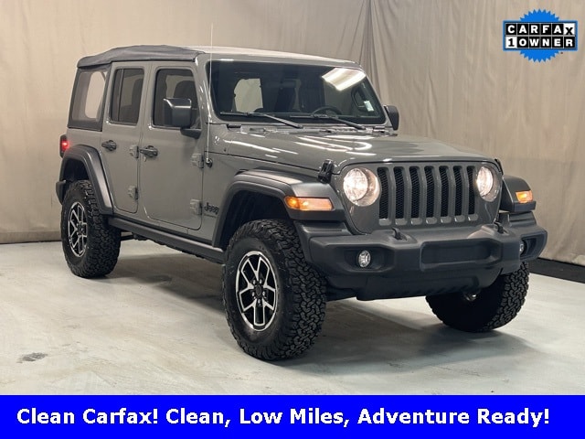 2023 Jeep Wrangler 4-Door Sport's photo