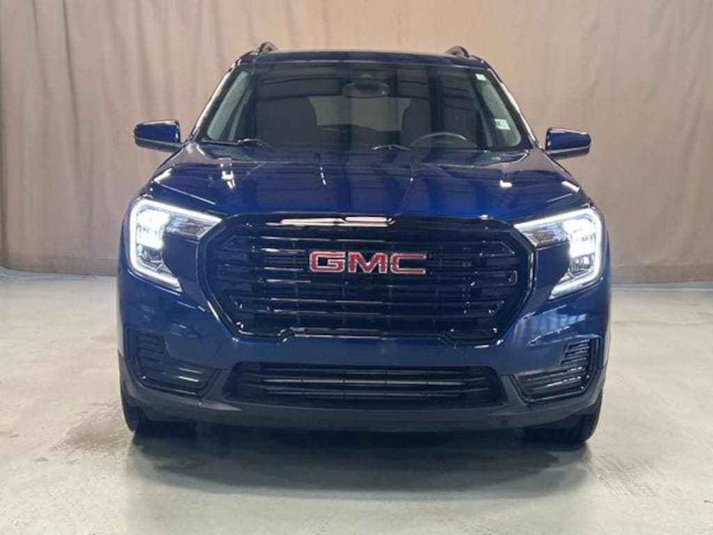 Used 2022 GMC Terrain SLE SUV