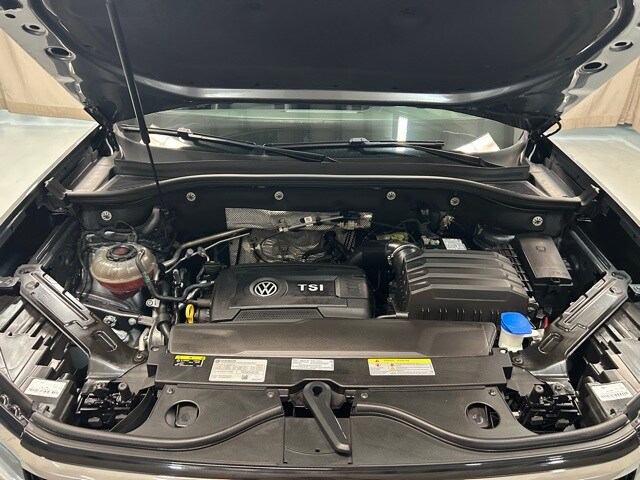 2022 Volkswagen Atlas SE Technology photo 2