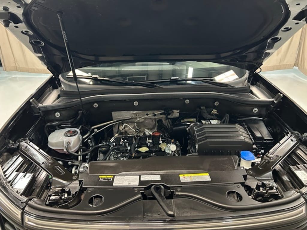 Certified 2024 Volkswagen Atlas Cross Sport 2.0T SE SUV