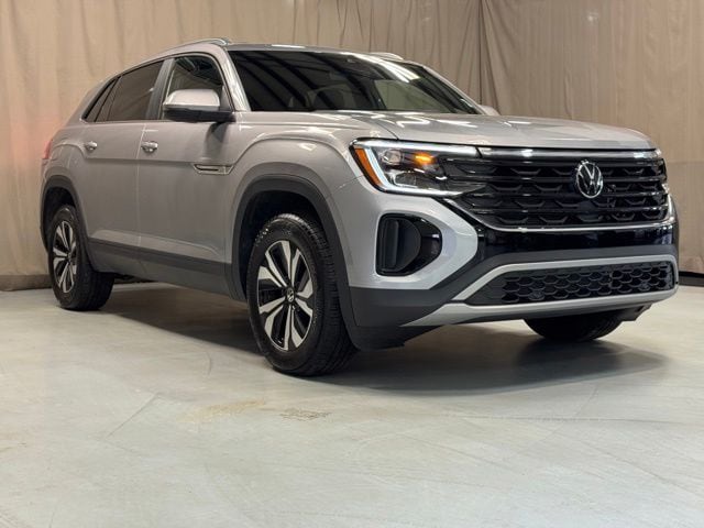 2025 Volkswagen Atlas Cross Sport 2.0T SE 4MOTION's photo
