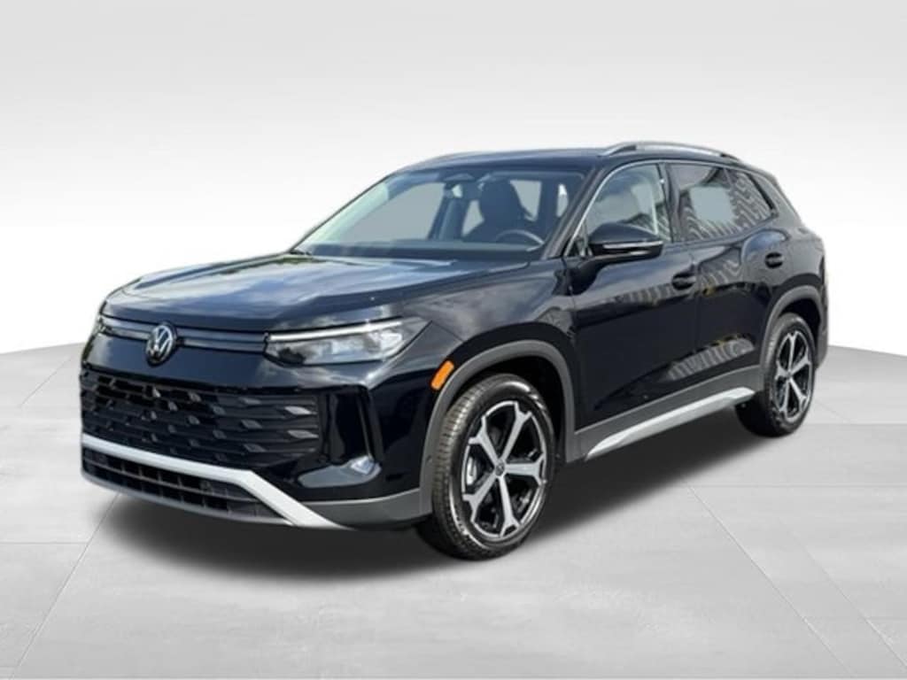 New 2026 Volkswagen Tiguan SE SUV