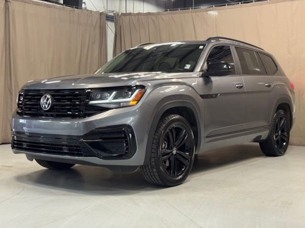 Used 2023 Volkswagen Atlas 3.6L V6 SEL R-Line SUV