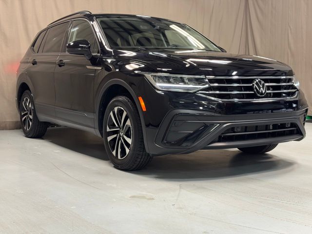 2023 Volkswagen Tiguan SUV 