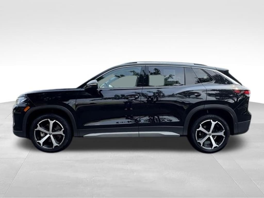 Certified 2025 Volkswagen Tiguan 2.0T SE SUV