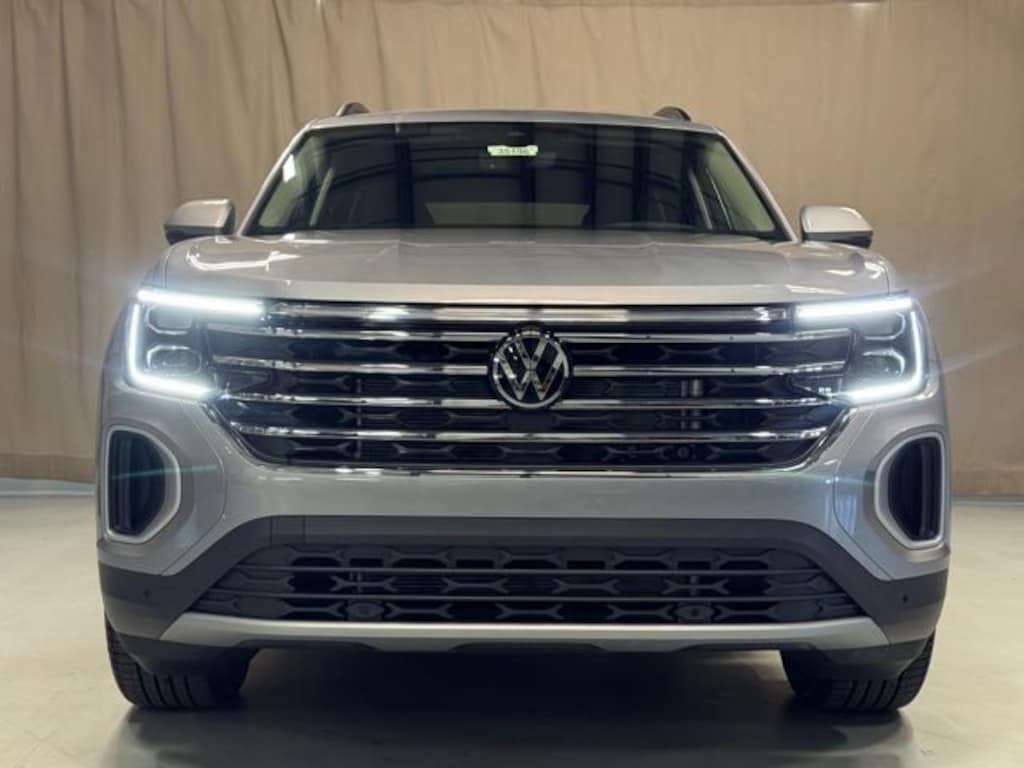New 2026 Volkswagen Atlas 2.0T SE w/Technology SUV