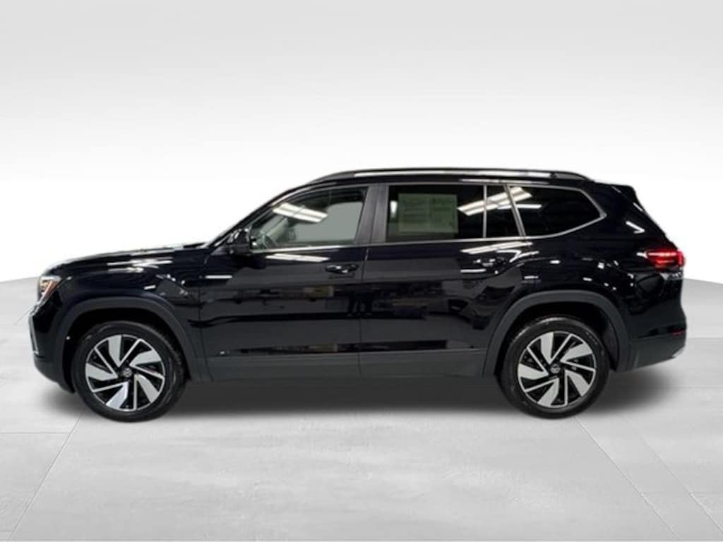 Certified 2026 Volkswagen Atlas 2.0T SE w/Technology SUV