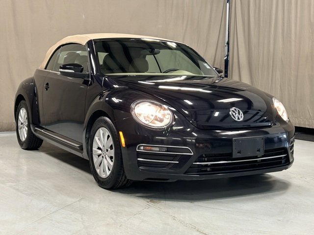 Used 2019 Volkswagen Beetle S with VIN 3VW5DAAT2KM508220 for sale in Fort Wayne, IN