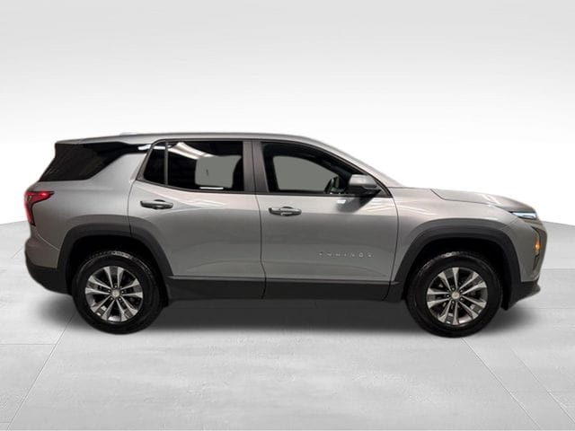 2026 Chevrolet Equinox LT - Photo 8