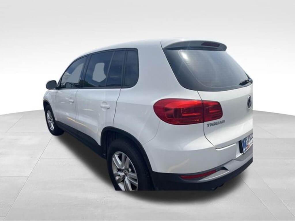 Used 2013 Volkswagen Tiguan SE SUV