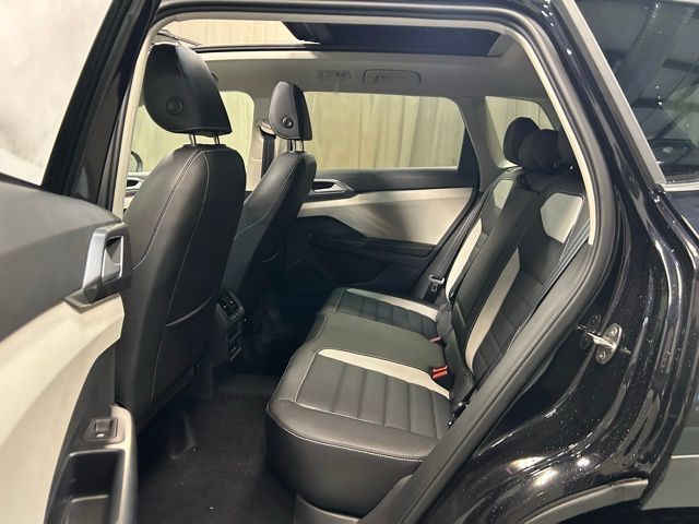 2026 Volkswagen Taos SEL - Photo 13