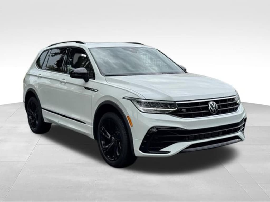 Certified 2023 Volkswagen Tiguan 2.0T SE R-Line Black SUV