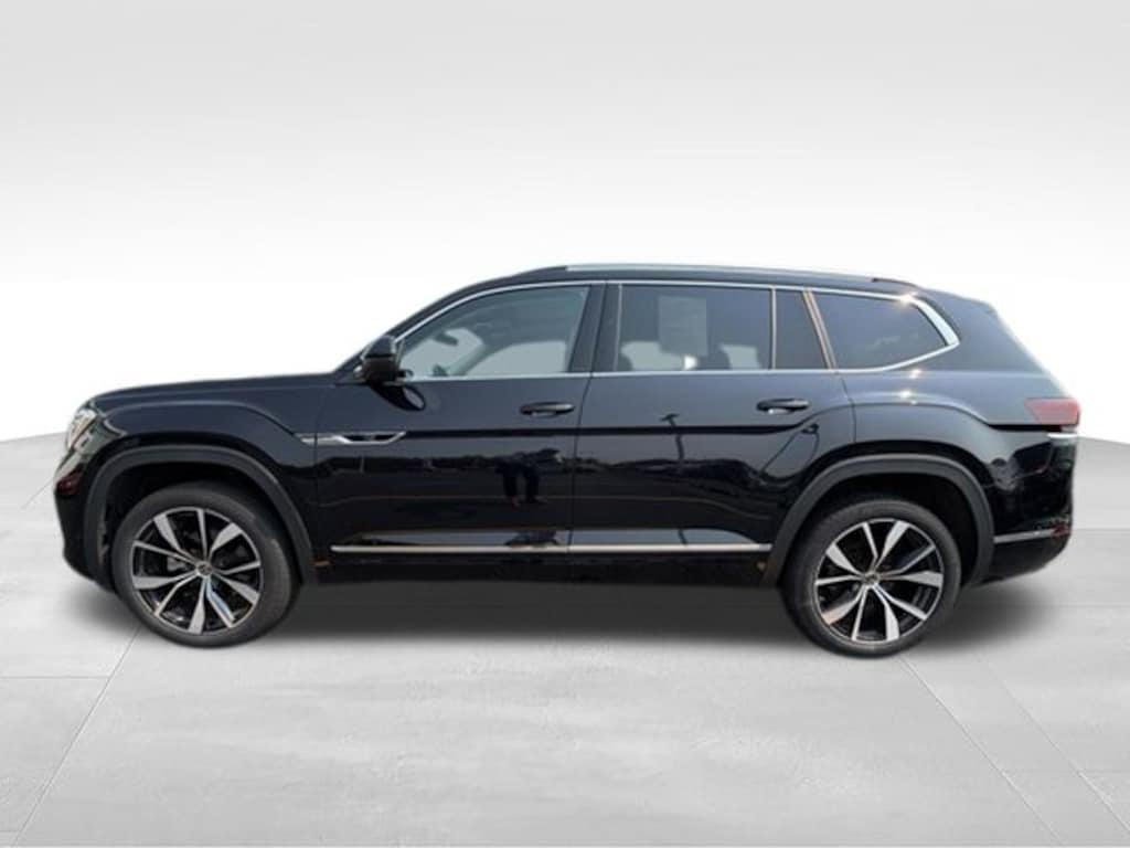 Used 2024 Volkswagen Atlas 2.0T SEL Premium R-Line SUV