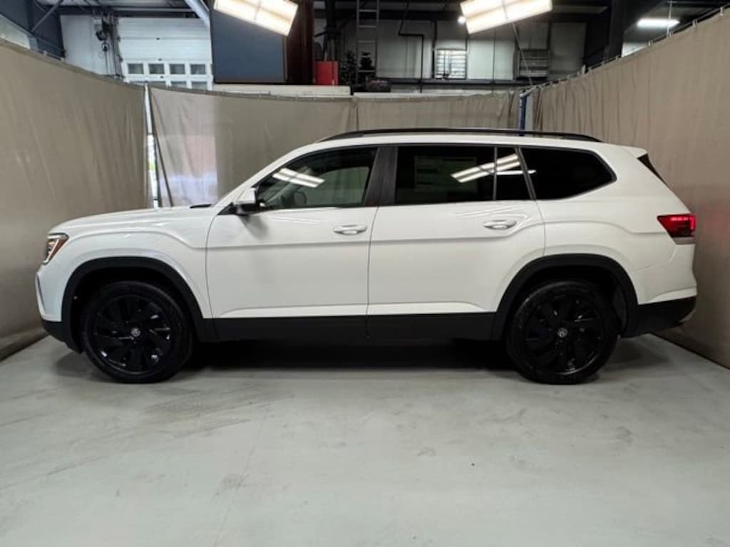 New 2026 Volkswagen Atlas 2.0T SE w/Technology SUV