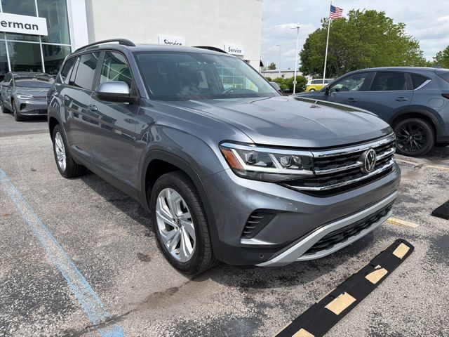 2023 Volkswagen Atlas 3.6L SE w/Tech 4MOTION's photo