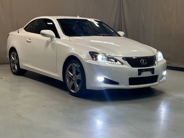 2012 Lexus IS 350 photo 2